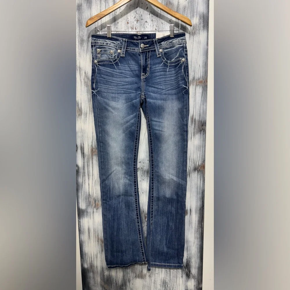Miss Me Mid-Rise Bootcut Jeans Size 28x32 - Picture 2 of 11